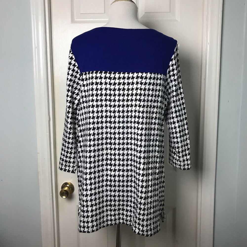Kim Rogers Houndstooth Top. Plus Size 1X - Picture 4 of 5